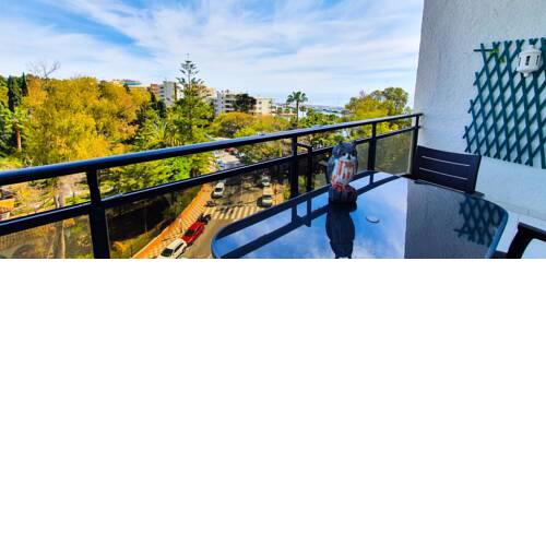 SKOL 416. Cozy Two Bedroom Duplex with Sea Views.