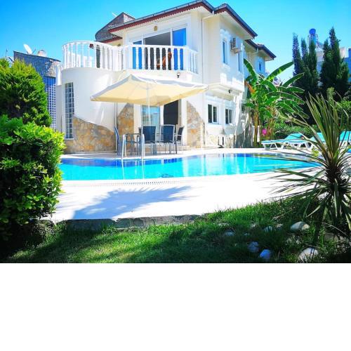 Sleeps 6, Private Pool Villa - AWZ 283