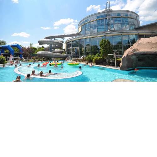 slube Wellenspiel Meißen direkt am Freizeitbad