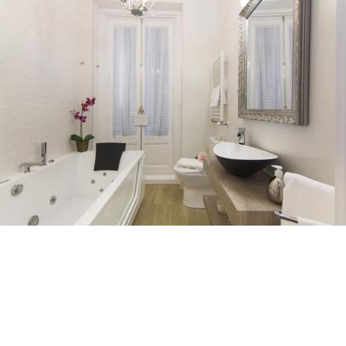 Sol luxury suites