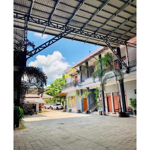 Sola Gracia Guest House & Kost