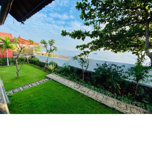 Solaluna Beach Homestay