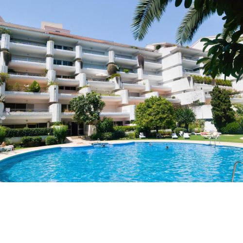 Soleado y tranquilo apartamento, a 100 mts playa con Parking y Wifi 332