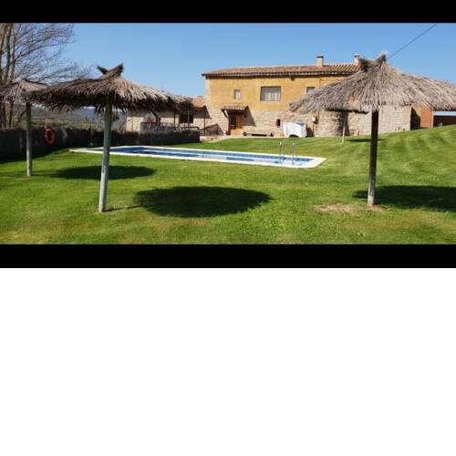 Solsona Villa Sleeps 17 with Pool