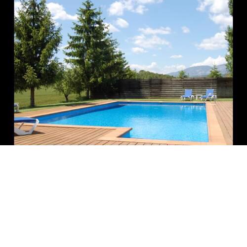 Solsona Villa Sleeps 4 with Pool
