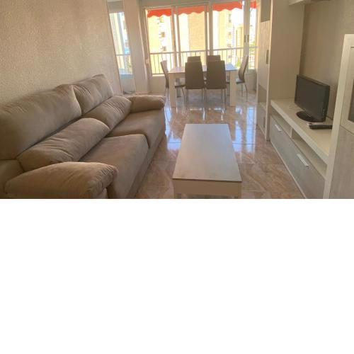 SOLYMAR LEVANTE Apartamento Completo Recien Reformado Piscina y Parking Comunitario