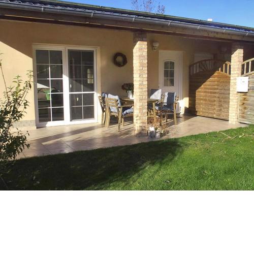 Sommerwiese mit Terrasse - ABC327 NEU!