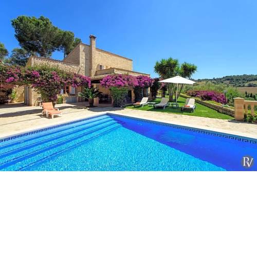 Son Macia Villa Sleeps 8 Pool WiFi