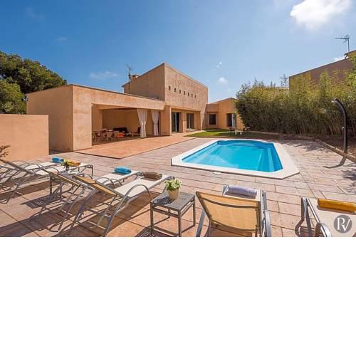 Son Servera Villa Sleeps 8 Pool WiFi