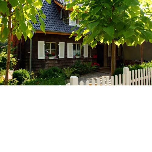 Sonnige 2-Zimmer Wohnung mit Terrasse und Garten