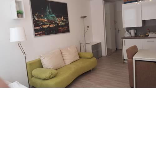 Sonniges Modernes Appartement Höhenberg