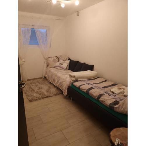 Souterrain room with WC and shower