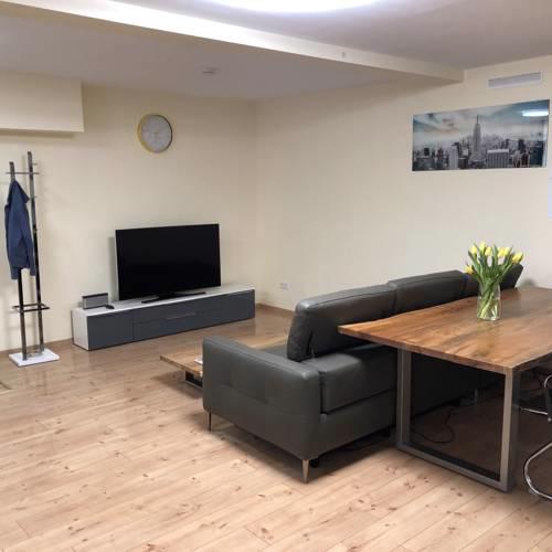 Souterrain Studio-Apartment