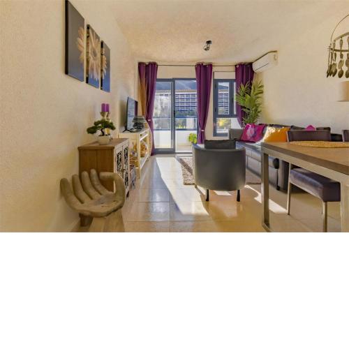 south facing 2 bedroom apartment in centre Albir