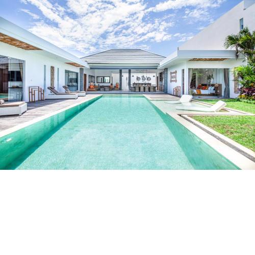 Spacious 4 Br Walking Distance To Finn Beach -18