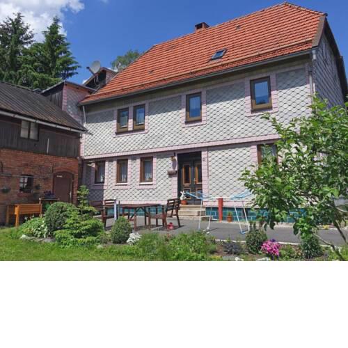 Spacious Apartment in Benneckenstein with Garden, Barbeque