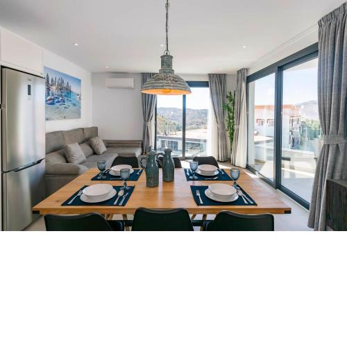 Spacious apartment in Cómpeta