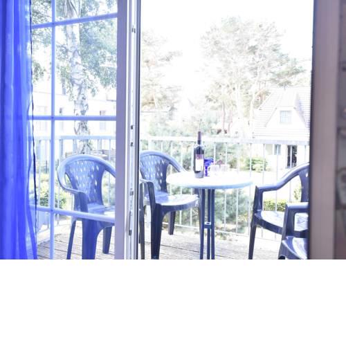 Spacious Apartment in Dierhagen Strand with Balcony
