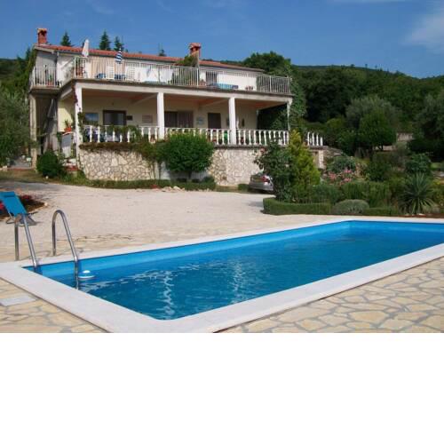 Spacious Apartment in Labin with Swimming Pool