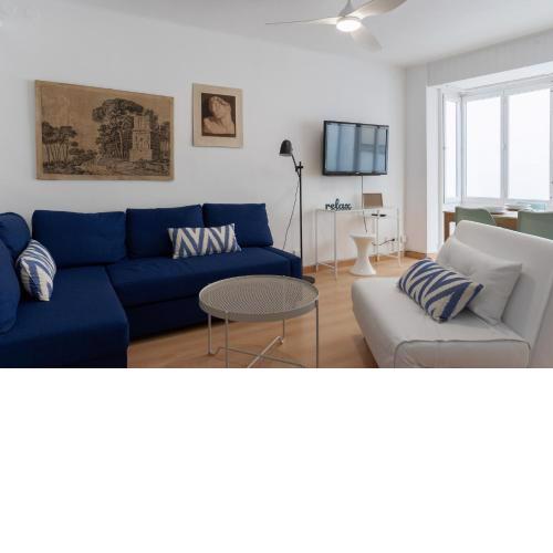 Spacious apartment near the main beach