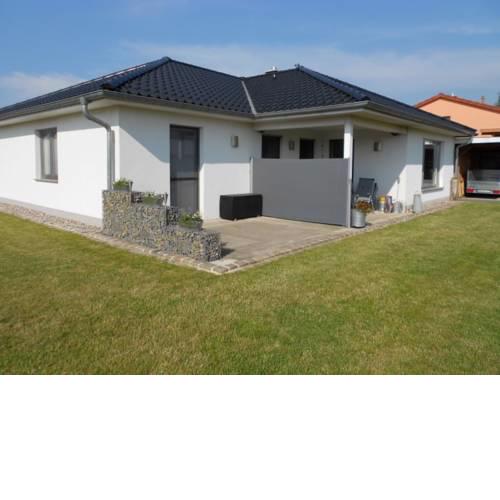 Spacious Apartment with Garden near Sea in Kropelin