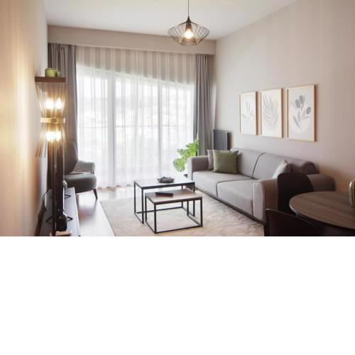 Spacious Apt With Balcony- Tranquil City Haven