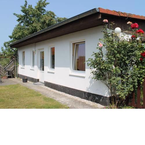 Spacious Bungalow in Kuhlungsborn near Seabeach