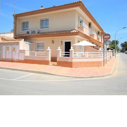 Spacious holiday home in Región de Murcia with balcony
