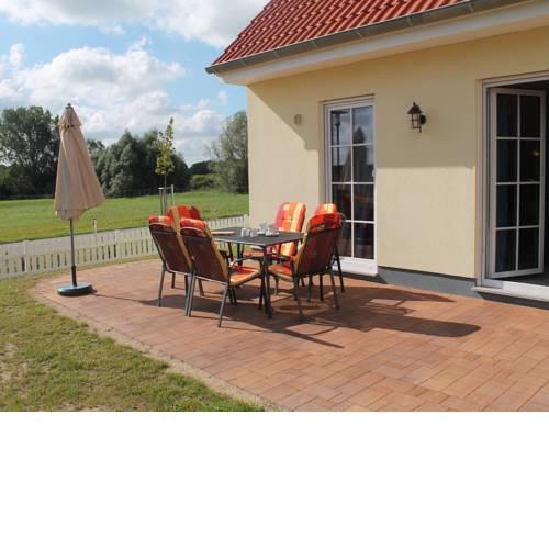 Spacious Holiday Home in Rerik near the Forest