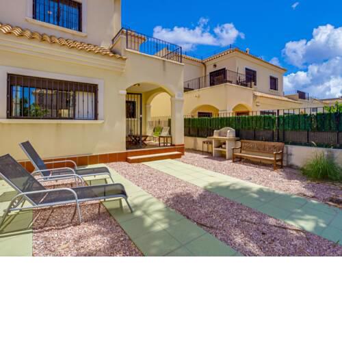 Spacious holiday home in Torrevieja Valencia, with shared swimming pool