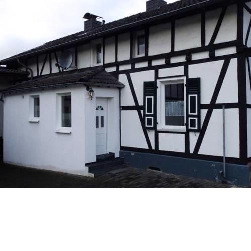 Spacious Holiday Home in Windeck with Garden