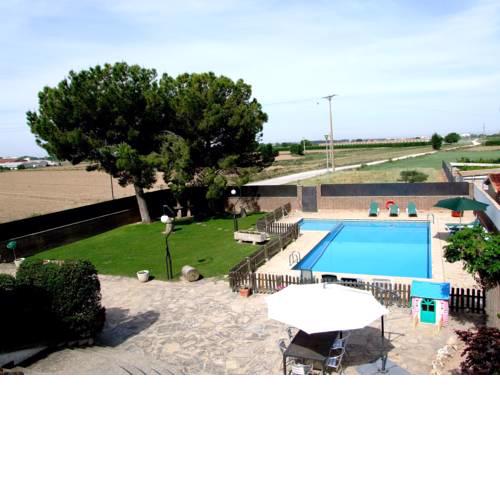 Spacious Holiday Home with Private Pool in Catalonia