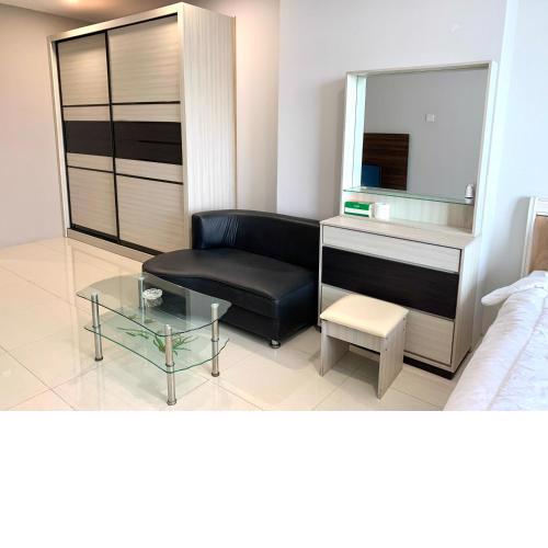 Spacious Studio Suite in Nagoya Batam