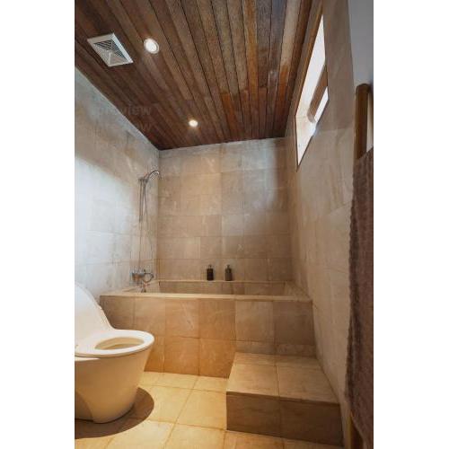 Spacious villa for 6 people