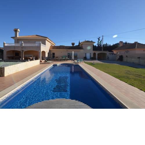 Spacious Villa with Private Pool in El Algar