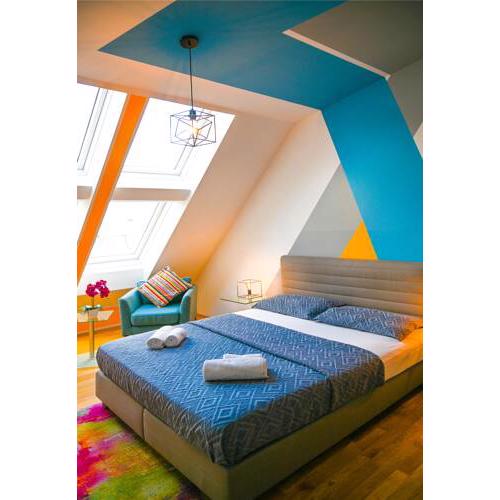 Spacy Apartment St Charles Church I