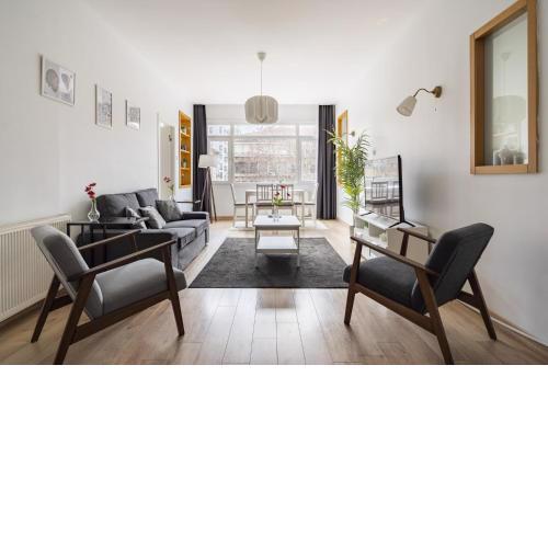 Specious and Stylish Apartment Near Bagdat Street with Excellent Location in Kadikoy