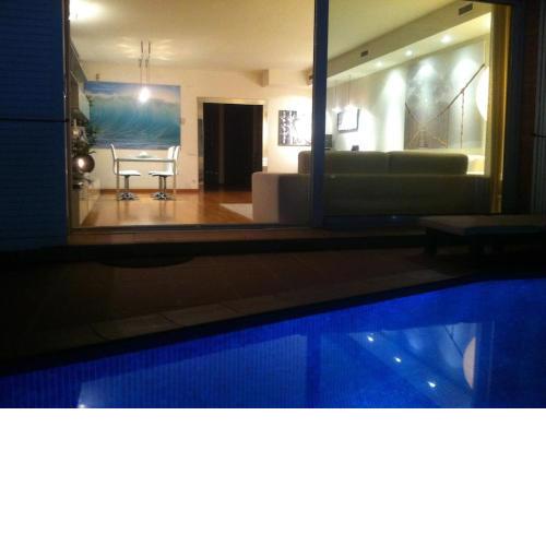 Spectacular house with private pool