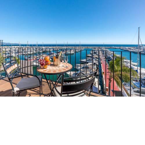 Spectacular Penthouse First Line Puerto Banus