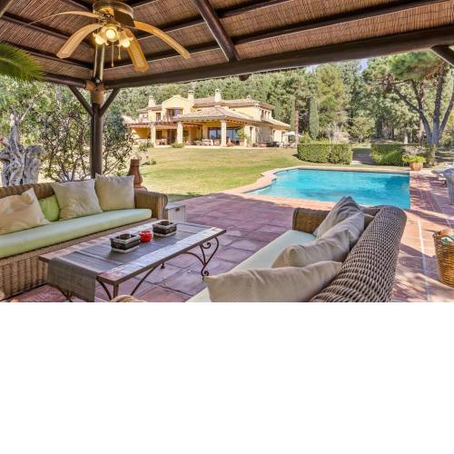 Spectacular Spanish Villa with Spacious Gardens