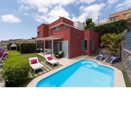Spectacular Villa With Private Pool