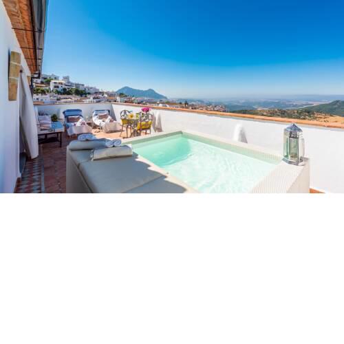 Splendid holiday apartment with views and gorgeous decor in Gaucin