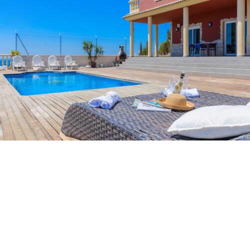 Splendid villa with marvellous terrace ideal for relaxing holidays near Malaga