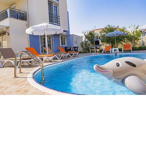Splendid Villa with Private Pool in Antalya
