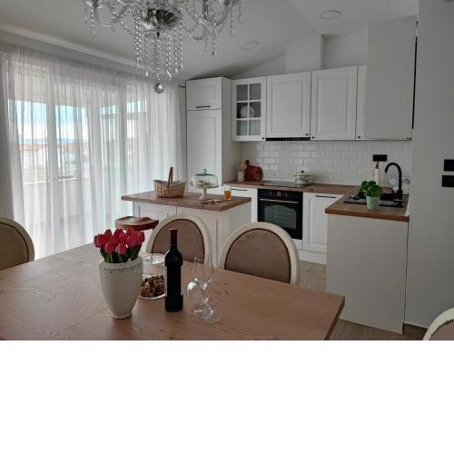 SPLIT VIEW 2 Bedrooms LUXURY APARTMAN 90 m2