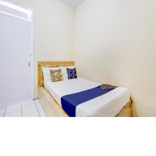 SPOT ON 90156 Hotel Ramayana