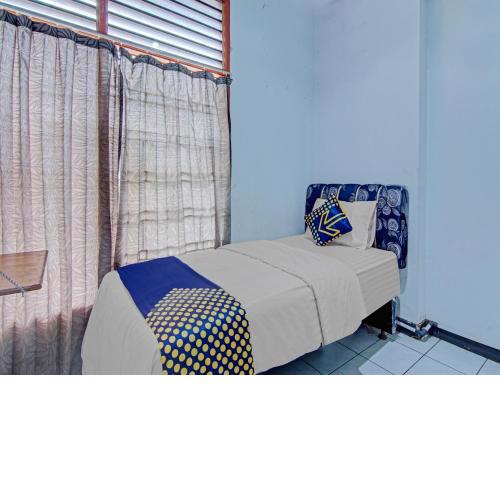 SPOT ON 90468 Monalisa Guesthouse