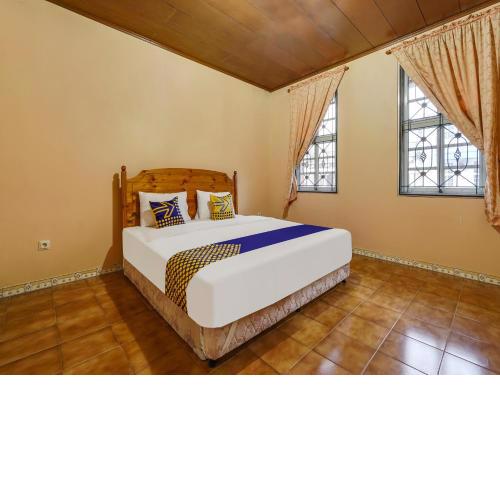 SPOT ON 91107 Villa Galaxy Resort