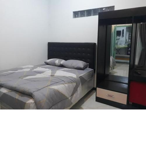 SPOT ON 91323 Omah Victoria Homestay & Culinary