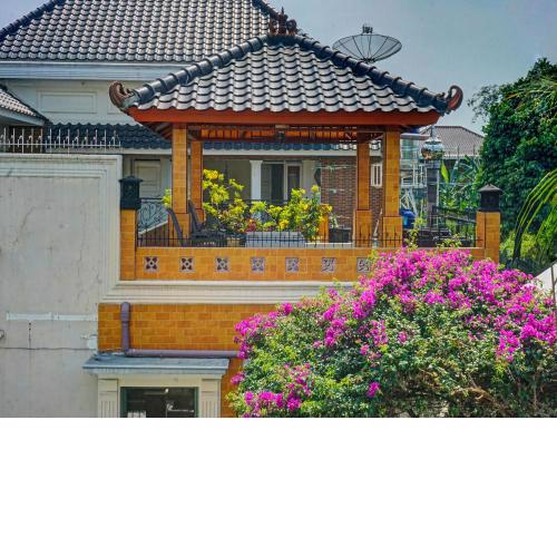 SPOT ON 91461 Saungawi Stay Syariah